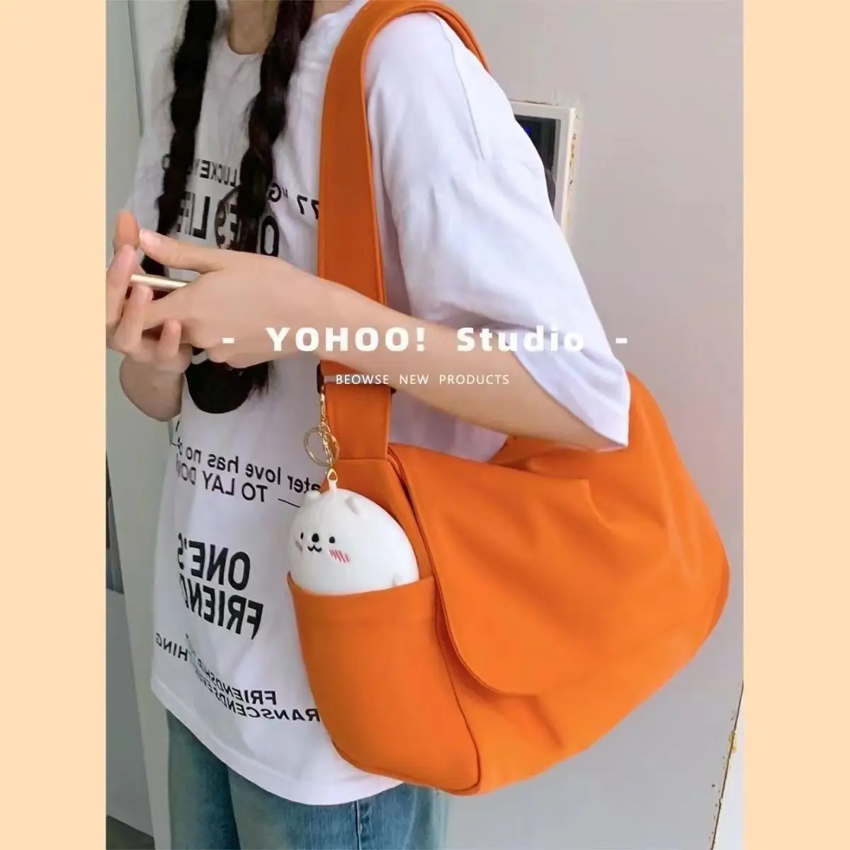 Korean Versatile Bag Women's Spring/Summer New Simple Leisure Art Student Solid Color One Shoulder Crossbody Bag
Korean Versatile Bag Women's Spring/Summer New Simple Leisure Art Student Solid Color One Shoulder Crossbody Bag