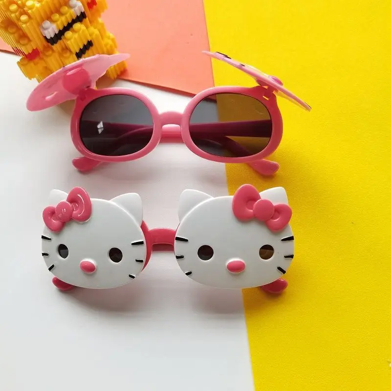 Sanrio Children's Sunglasses HelloKitty Silicone Sunglasses Clamshell Polaroid Glasses Handsome boys cute girls Uv Protection
Sanrio Children's Sunglasses HelloKitty Silicone Sunglasses Clamshell Polaroid Glasses Handsome boys cute girls Uv Protection