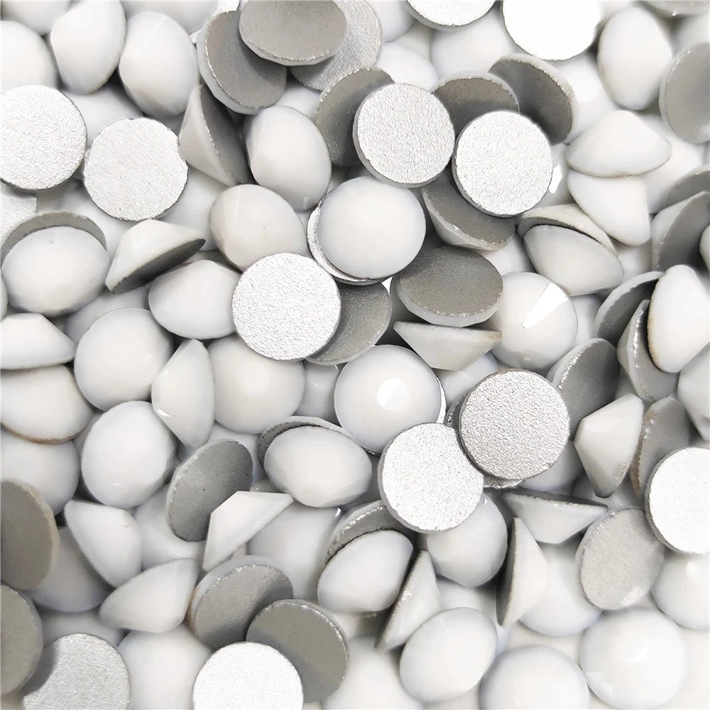Porcelain White Non Hotfix Rhinestones Top Quality Strass Multi Colors Glass Crystal Stones For Clothes Nail Art Decorations
Porcelain White Non Hotfix Rhinestones Top Quality Strass Multi Colors Glass Crystal Stones For Clothes Nail Art Decorations