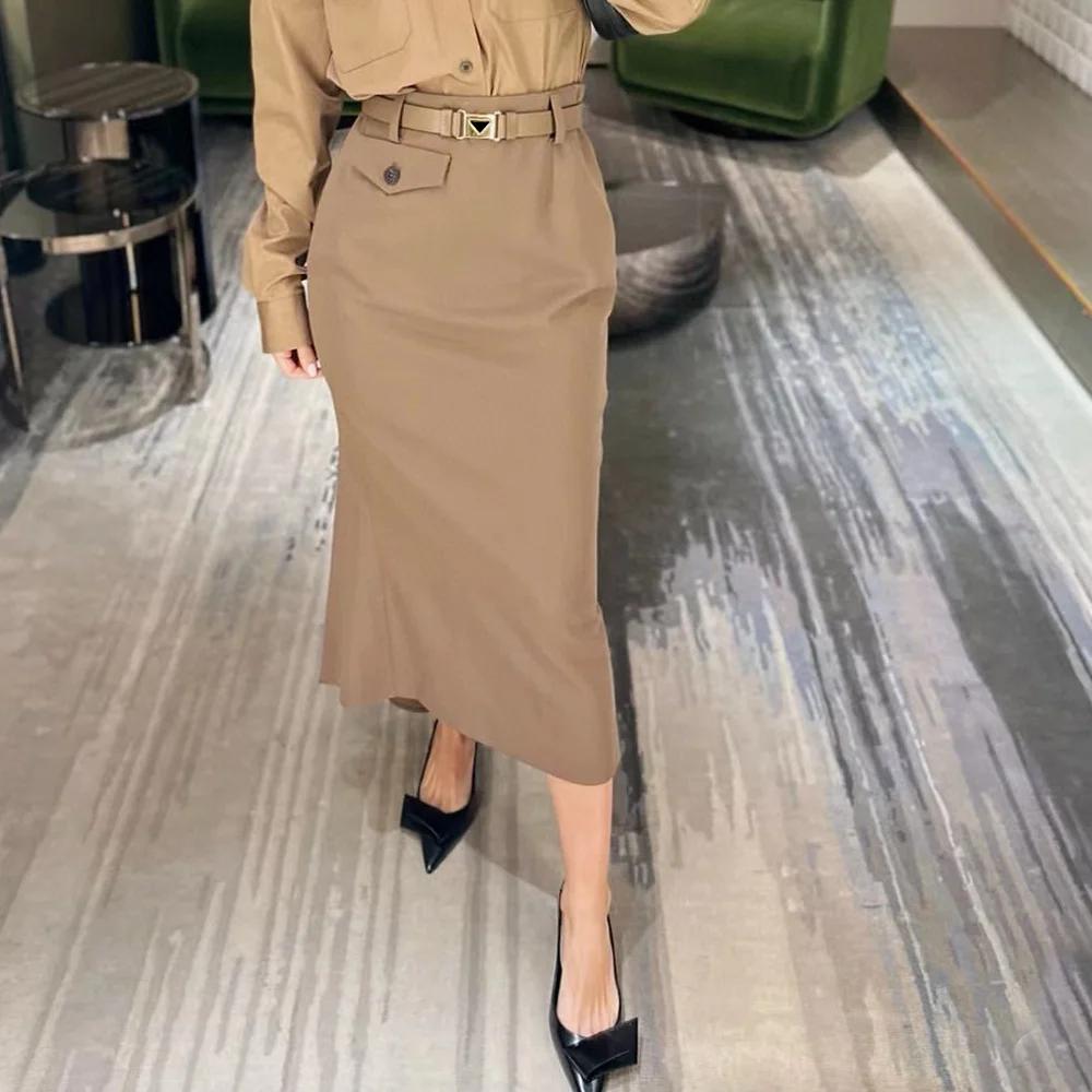 Women Skirts New Metal Letter Embroidery Decoration Buckle Belt Half Skirt Flap Edge Simple And Fashionable Women Dress Clothing
Women Skirts New Metal Letter Embroidery Decoration Buckle Belt Half Skirt Flap Edge Simple And Fashionable Women Dress Clothing
