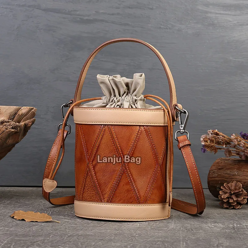 New top layer cowhide women's handbag Vintage contrasting color personalized bucket bag Fashion versatile crossbody bag
New top layer cowhide women's handbag Vintage contrasting color personalized bucket bag Fashion versatile crossbody bag
