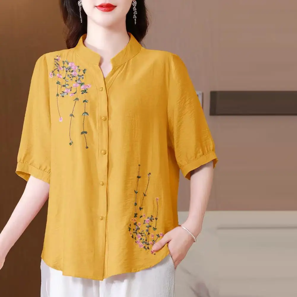 Женская Повседневная рубашка с цветочной вышивкой, свободная блузка с воротником-стойкой и коротким рукавом, однобортный мягкий топ на весну и лето
Женская Повседневная рубашка с цветочной вышивкой, свободная блузка с воротником-стойкой и коротким рукавом, однобортный мягкий топ на весну и лето
