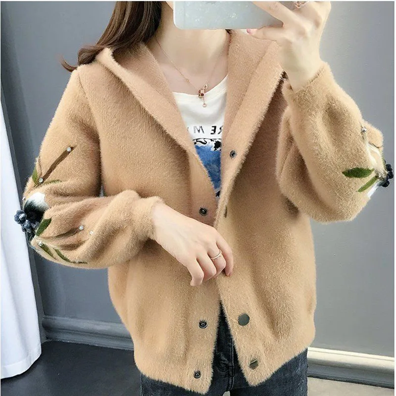 2022 Autumn Winter Mid Aged Women Jacket New Fashion Imitate Mink Velvet Warm Short Coat Female Woolen Coats Outerwear Tops E119
2022 Autumn Winter Mid Aged Women Jacket New Fashion Imitate Mink Velvet Warm Short Coat Female Woolen Coats Outerwear Tops E119