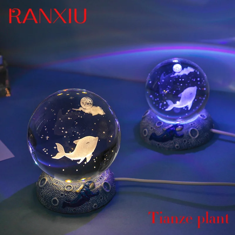 Custom Kanlong USB Warm white Led Kids Gift 3D 6/8cm Resin Crafts Animal Planet Crystal Ball Night Light
Custom Kanlong USB Warm white Led Kids Gift 3D 6/8cm Resin Crafts Animal Planet Crystal Ball Night Light