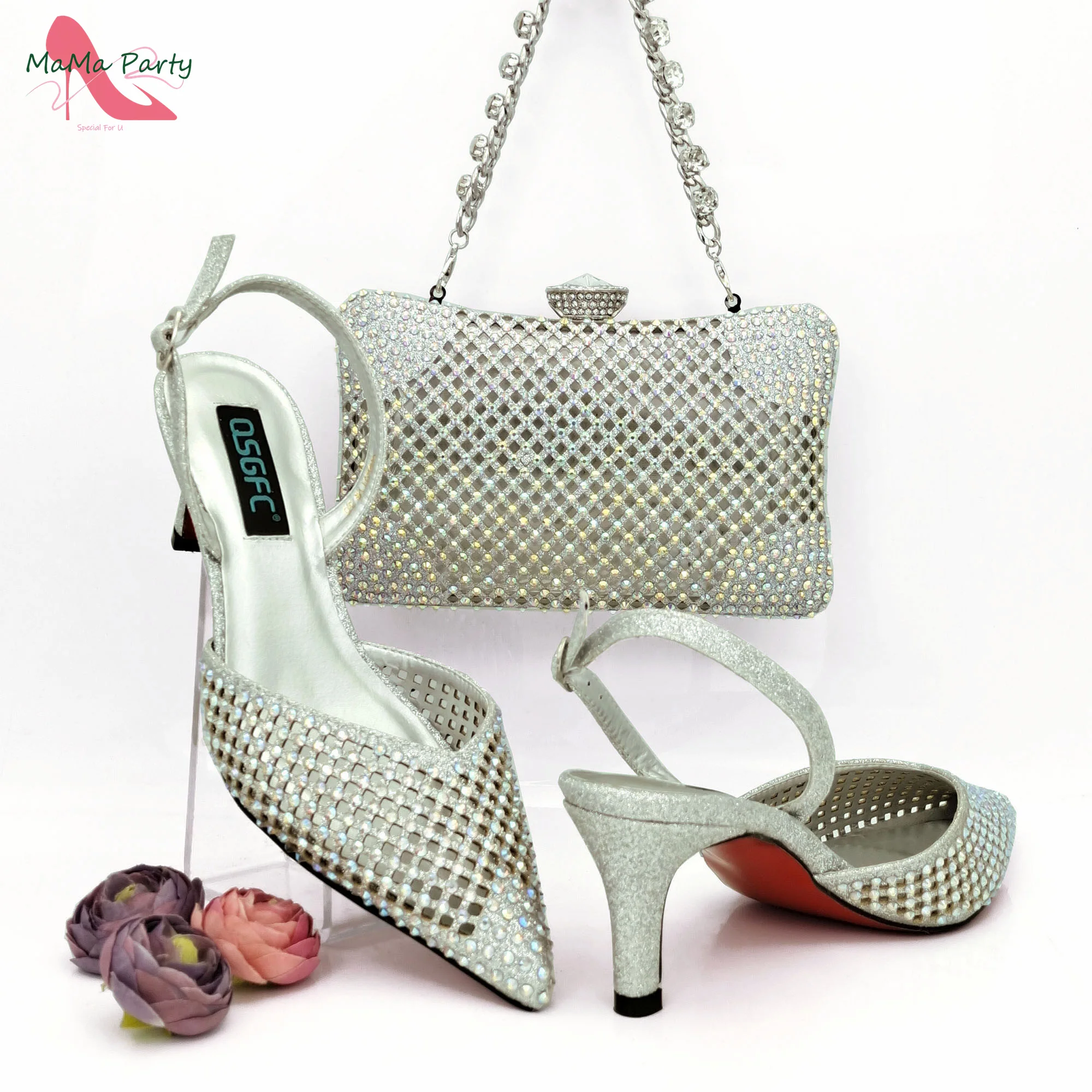Silver Color 2024 Summer New Coming Hot Sale Sweet Women Shoes and Bag Set Party Pumps with Shinning Crystal for Wedding
Silver Color 2024 Summer New Coming Hot Sale Sweet Women Shoes and Bag Set Party Pumps with Shinning Crystal for Wedding