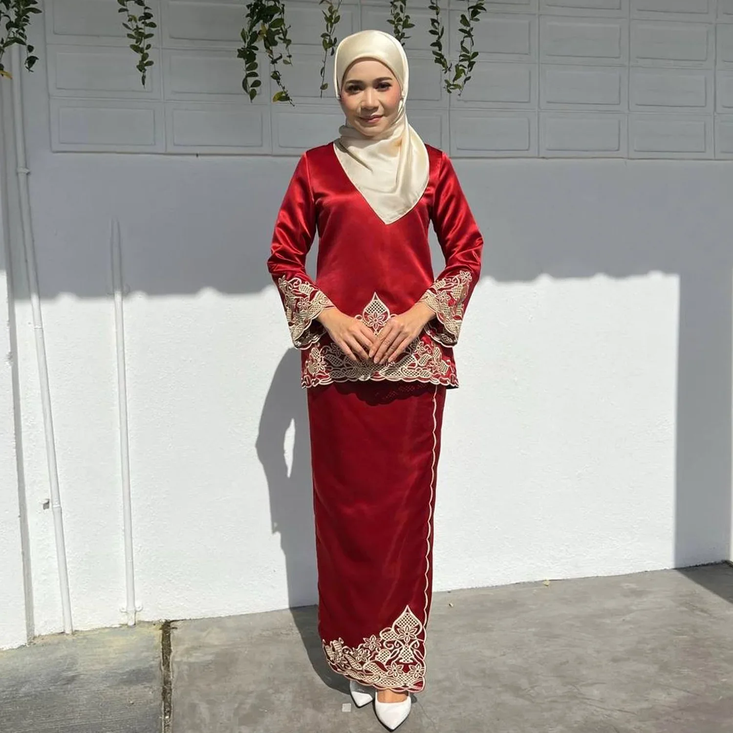 

2 Piece Abayas Muslim Set Abayas for Women Long Sleeve Dress Islam Clothing Dubai Turkey Saudi Malay Exquisite Embroidery 2ps