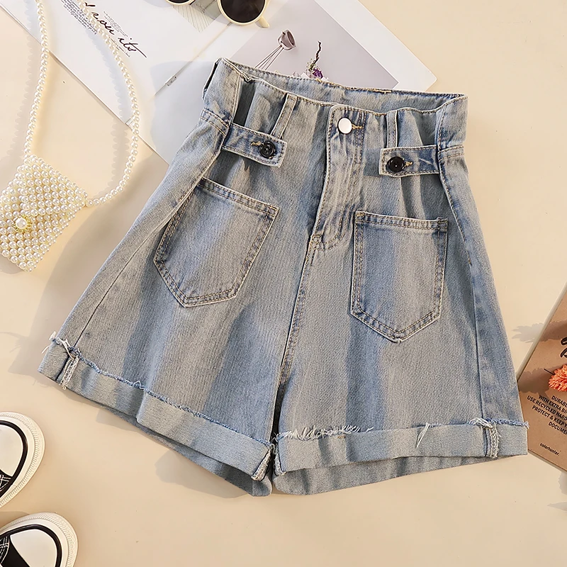 Oversized Women's High Waist Denim Shorts Casual Roll Hem A-line Wide Leg Short Pants 2022 Summer Female Thin Hotpants Trend
Oversized Women's High Waist Denim Shorts Casual Roll Hem A-line Wide Leg Short Pants 2022 Summer Female Thin Hotpants Trend