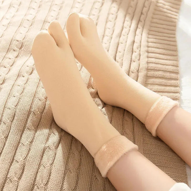 Snow Sockings, Thick Velvet Floor Socks for Adults and Kids, Sleep Carpet Socks, Warm Stockings, Home Stockings, Winter, 3 Pairs
Snow Sockings, Thick Velvet Floor Socks for Adults and Kids, Sleep Carpet Socks, Warm Stockings, Home Stockings, Winter, 3 Pairs