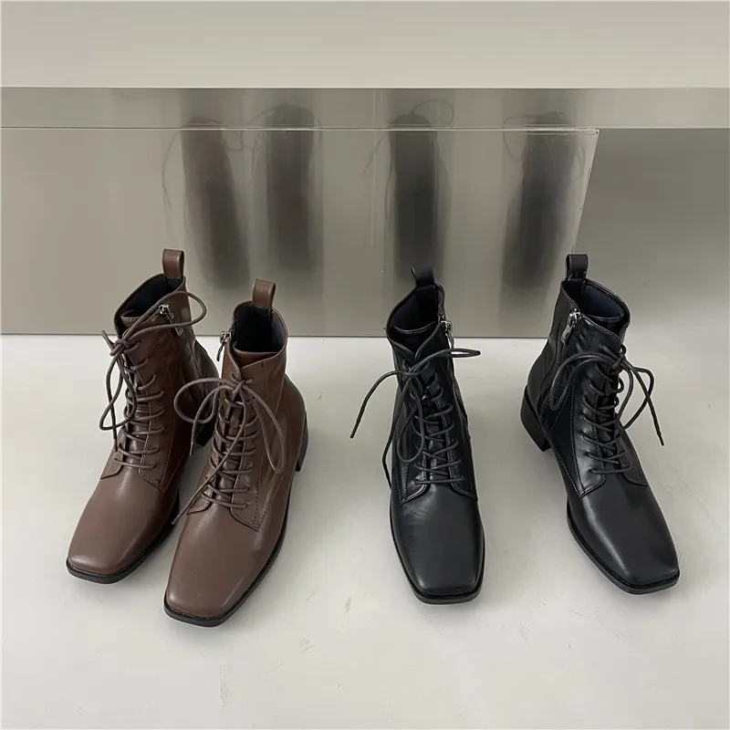 Winter Boots Lady Big Size Shoes Woman Zipper Chelsea 2023 Riding Low Large Size Rock Ankle Rubber Leather Rome Motorcycle boot
Winter Boots Lady Big Size Shoes Woman Zipper Chelsea 2023 Riding Low Large Size Rock Ankle Rubber Leather Rome Motorcycle boot