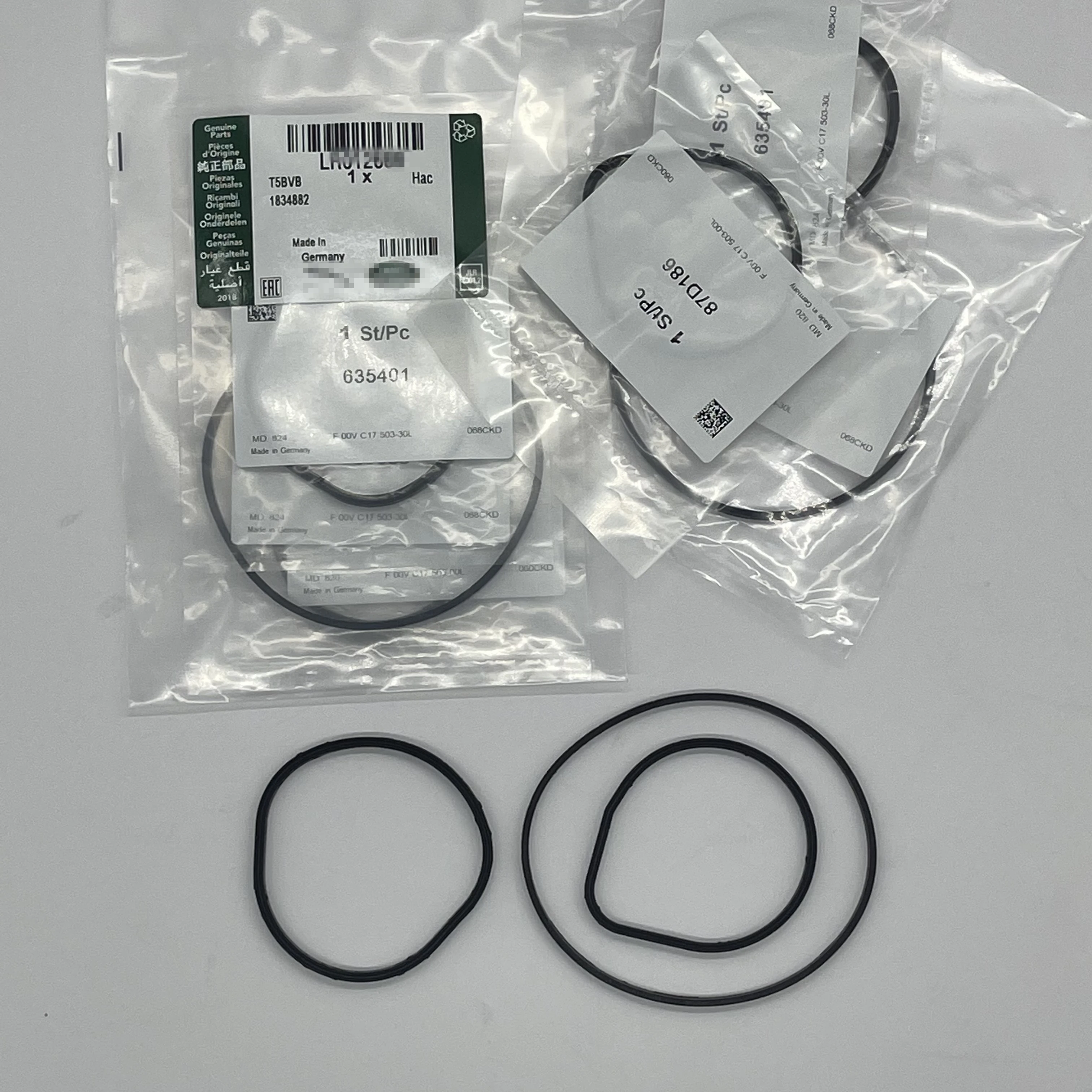 SUIT LR012685 C2D3771 FOR LAND ROVER Range Rover Sport Velar LR4 Discovery 3.0L V6 5.0L V8 Vacuum Pump Seal
SUIT LR012685 C2D3771 FOR LAND ROVER Range Rover Sport Velar LR4 Discovery 3.0L V6 5.0L V8 Vacuum Pump Seal