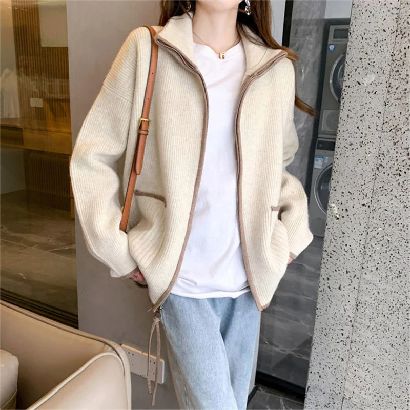 2023 New Spring Autumn Turtleneck Sweater Coat Women Knitted Cardigan Jacket Zipper-up Loose Tops Lady Pocket Sweaters Outerwear
2023 New Spring Autumn Turtleneck Sweater Coat Women Knitted Cardigan Jacket Zipper-up Loose Tops Lady Pocket Sweaters Outerwear