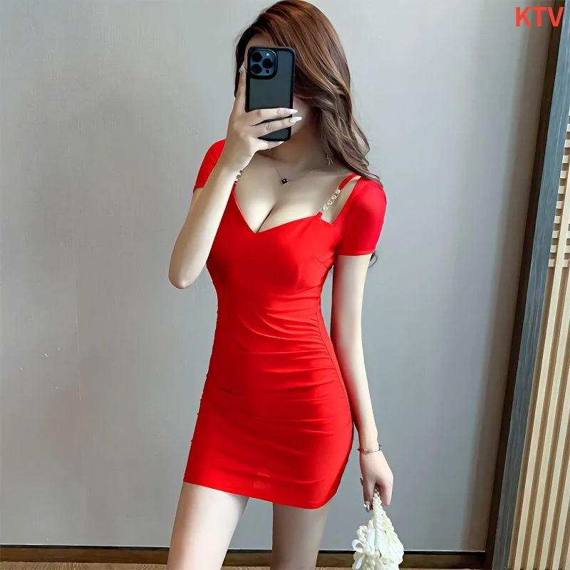 Feminine Night Show Slim Wrap Hip Sexy Dress Night Club Style Female Anchor Celebrity Bar Waist Wrap Bottom Temperament Latex
Feminine Night Show Slim Wrap Hip Sexy Dress Night Club Style Female Anchor Celebrity Bar Waist Wrap Bottom Temperament Latex
