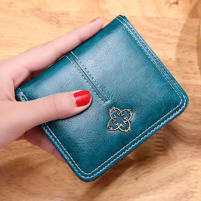 Новый кожаный женский кошелек с застежкой, маленький и тонкий кошелек с кармашком для монет, женские кошельки, держатели для карт, роскошные брендовые дизайнерские кошельки
Новый кожаный женский кошелек с застежкой, маленький и тонкий кошелек с кармашком для монет, женские кошельки, держатели для карт, роскошные брендовые дизайнерские кошельки