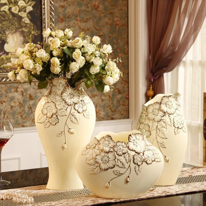 Luxury European Style Ceramic Vase Set, Creative Simulation Flowers, Living Room Flower Arrangement, Home Decoration
Luxury European Style Ceramic Vase Set, Creative Simulation Flowers, Living Room Flower Arrangement, Home Decoration