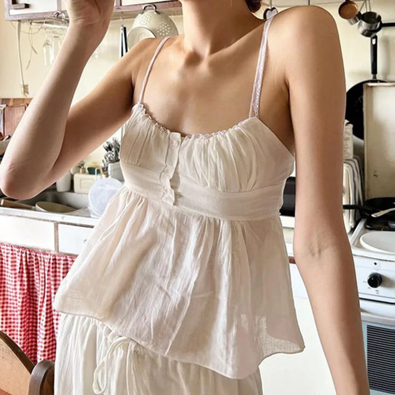 Fairy Cottage Kawaii White Milkmaid Camisole 00s Retro Front Low Cut Botton Spaghetti Strap Vest Y2K Vintage Cute Crop Top Women 
Fairy Cottage Kawaii White Milkmaid Camisole 00s Retro Front Low Cut Botton Spaghetti Strap Vest Y2K Vintage Cute Crop Top Women