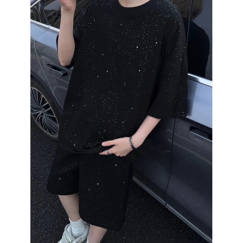 Summer Cotton Short Sleeved T-shirt Men Fashion Casual Shiny T Shirt Men Streetwear Hip-hop Loose Round Neck T Shirt Mens Top
Summer Cotton Short Sleeved T-shirt Men Fashion Casual Shiny T Shirt Men Streetwear Hip-hop Loose Round Neck T Shirt Mens Top