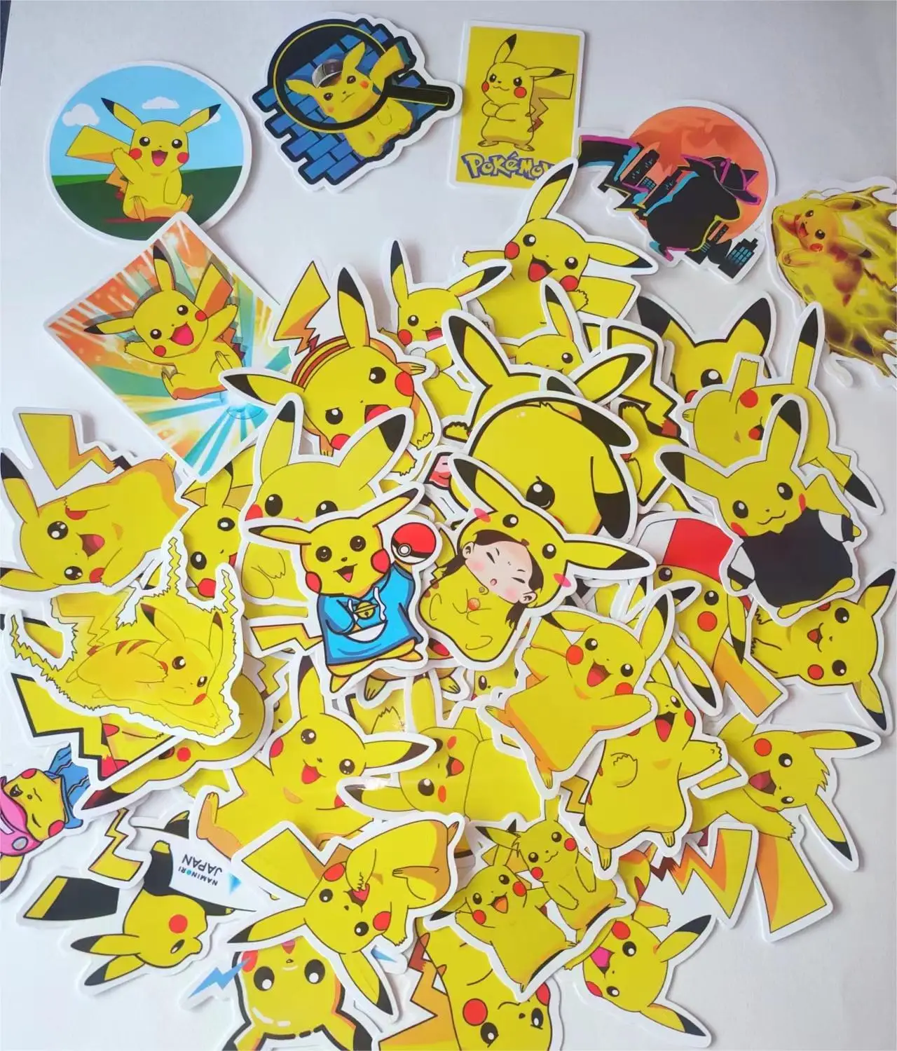 54Pcs/Set Pikachu Japanese Anime Persona Stickers Ornament Stationery Notebook Refrigerator Waterproof DIY Aesthetics Graffiti
54Pcs/Set Pikachu Japanese Anime Persona Stickers Ornament Stationery Notebook Refrigerator Waterproof DIY Aesthetics Graffiti