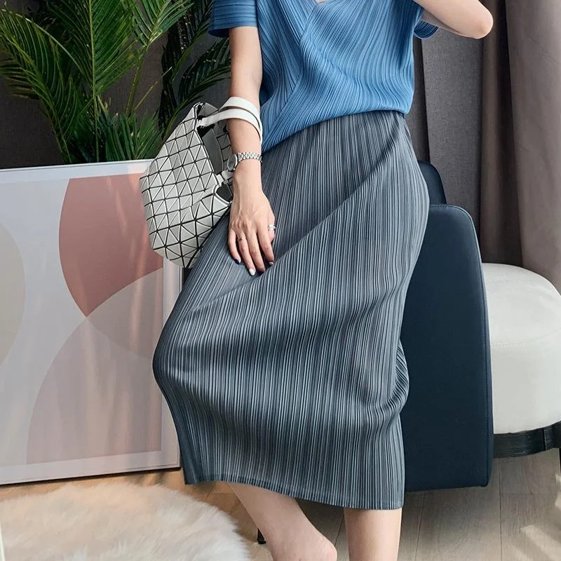 Pleated Half Skirt Women 2023 Basic Japanese PP Series Back Split Skirt Casual Medium Length Slim Solid Skirt Female Tops
Pleated Half Skirt Women 2023 Basic Japanese PP Series Back Split Skirt Casual Medium Length Slim Solid Skirt Female Tops