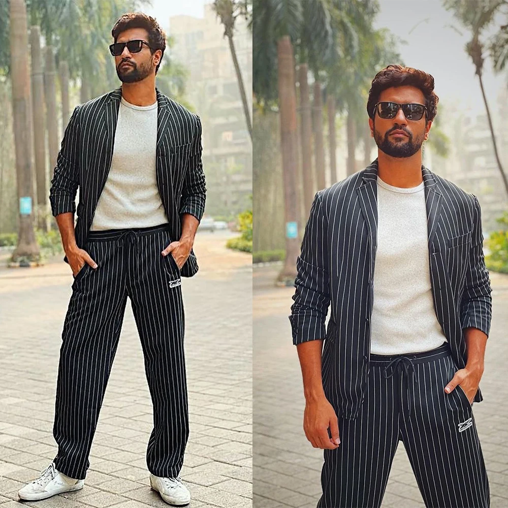 Black Pinstripe Men Suit Tailor-Made 2 Pieces Modern Blazer Pants Fashion Wedding Groom Business Causal Prom Coat+Pants Tailored
Black Pinstripe Men Suit Tailor-Made 2 Pieces Modern Blazer Pants Fashion Wedding Groom Business Causal Prom Coat+Pants Tailored