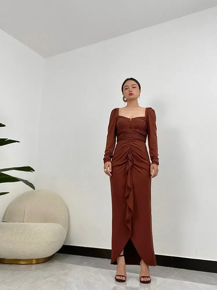 2022 Spring Autumn Vintage Top Quality Stretchable Solid Bronze Ruched Wide Neckline Front Ruffle Long Dress for Women
2022 Spring Autumn Vintage Top Quality Stretchable Solid Bronze Ruched Wide Neckline Front Ruffle Long Dress for Women