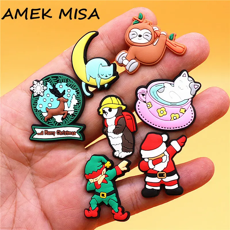 1pcs Cool Santa SWAG Shoe Charms Accessories PVC Kawaii Lazy Kitty Clogs Pins Badge Shoe Clips Buckle Fit Unisex Gifts
1pcs Cool Santa SWAG Shoe Charms Accessories PVC Kawaii Lazy Kitty Clogs Pins Badge Shoe Clips Buckle Fit Unisex Gifts