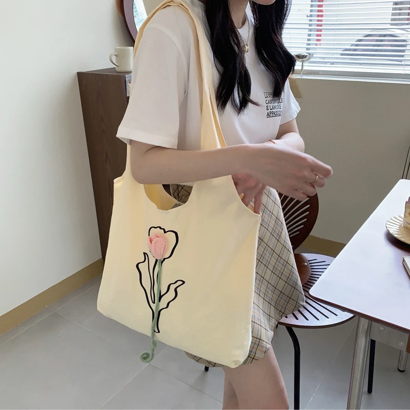 Canvas Shoulder Bag Tulip Flower Small Fresh Large Capacity Shopping Bag Student Casual Trend All-match Mori Girl Schoolbag New
Canvas Shoulder Bag Tulip Flower Small Fresh Large Capacity Shopping Bag Student Casual Trend All-match Mori Girl Schoolbag New