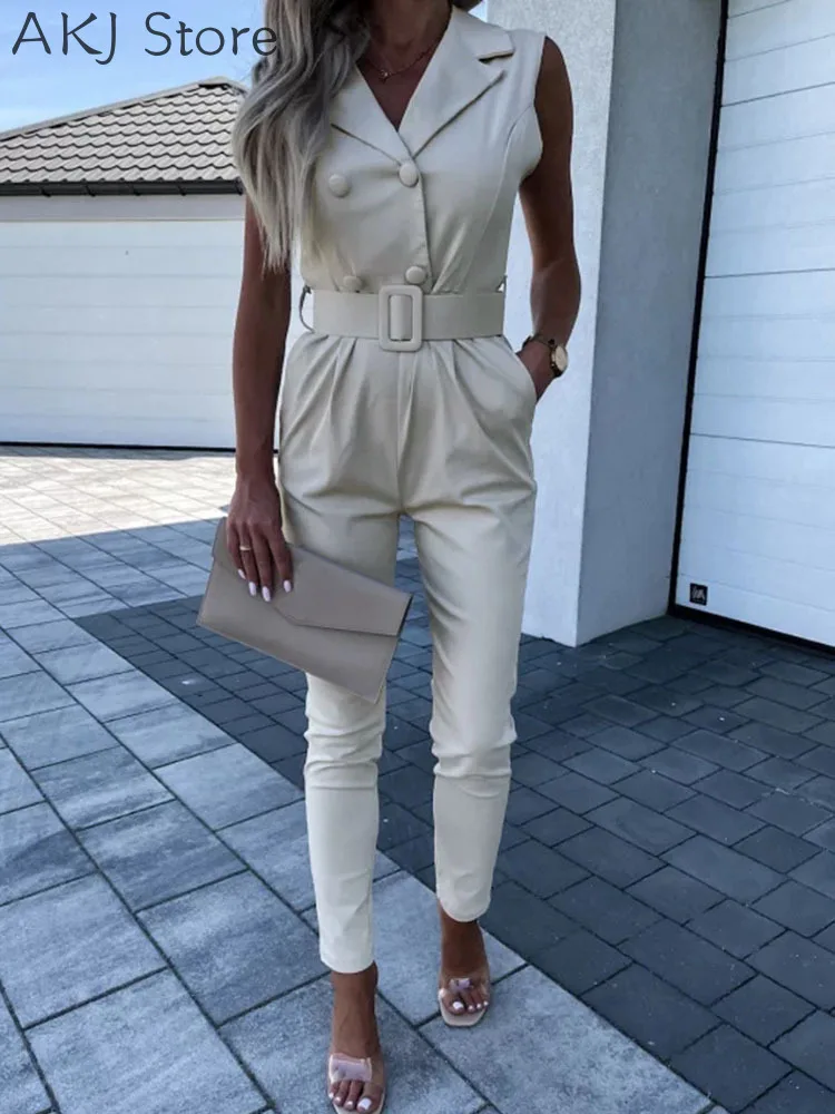Office Lady Sleeveless Slim Fit Notched Collar Buttoned Detail Straight Jumpsuits With Belt
Office Lady Sleeveless Slim Fit Notched Collar Buttoned Detail Straight Jumpsuits With Belt