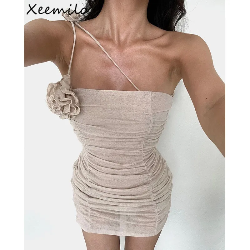 Xeemilo Elegant Pretty Pleated Backless Dress Sexy Flower Applique Spaghetti Straps Dresses 2023 Evening Party Women's Dresses
Xeemilo Elegant Pretty Pleated Backless Dress Sexy Flower Applique Spaghetti Straps Dresses 2023 Evening Party Women's Dresses