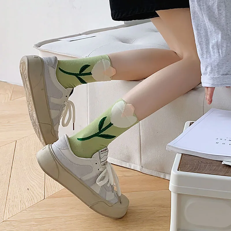1Pair Flower Pattern Cute Socks Women Japanese Korean Harajuku Style Kawaii Socks Autumn Winter for Girls Ladies
1Pair Flower Pattern Cute Socks Women Japanese Korean Harajuku Style Kawaii Socks Autumn Winter for Girls Ladies
