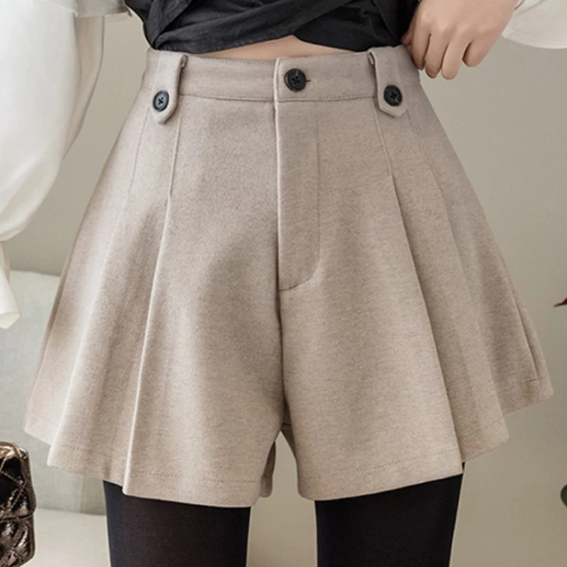 

Cheap wholesale 2021 autumn winter new fashion casual cute sexy women shorts outerwear woman female OL hight waist shorts girl