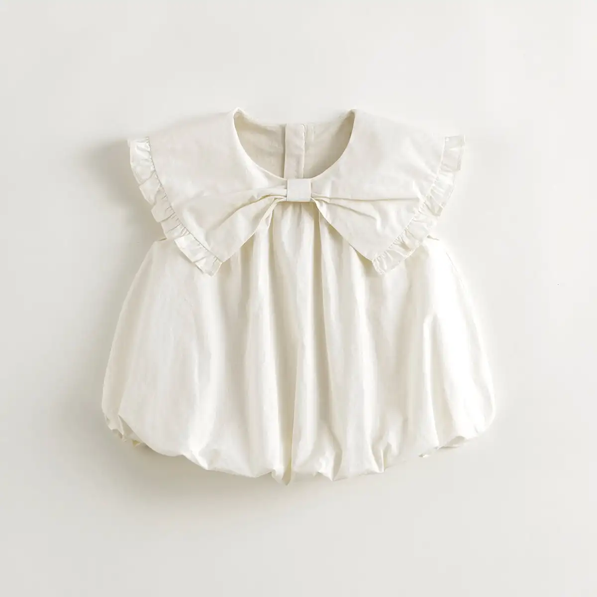 

MARC&JANIE Girls Bow Lace Collar Bubble Shirt for Summer 240601