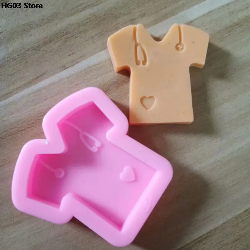T-Shirt Keychains Silicone Mould DIY resin epoxy moldmold Doctor Shirt For Jewelry Pendant tools
T-Shirt Keychains Silicone Mould DIY resin epoxy moldmold Doctor Shirt For Jewelry Pendant tools