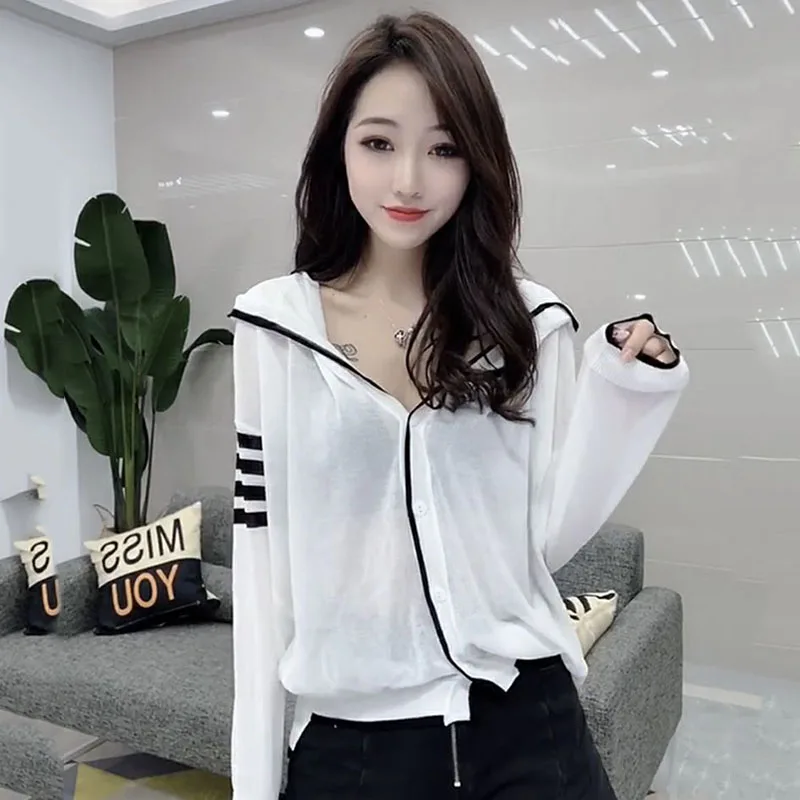 Long Sleeve Women Loose Thin Knitted Cardigans With Hood Casual Summer Hooded Sun Protection Breathable Outdoor Tops Coat
Long Sleeve Women Loose Thin Knitted Cardigans With Hood Casual Summer Hooded Sun Protection Breathable Outdoor Tops Coat
