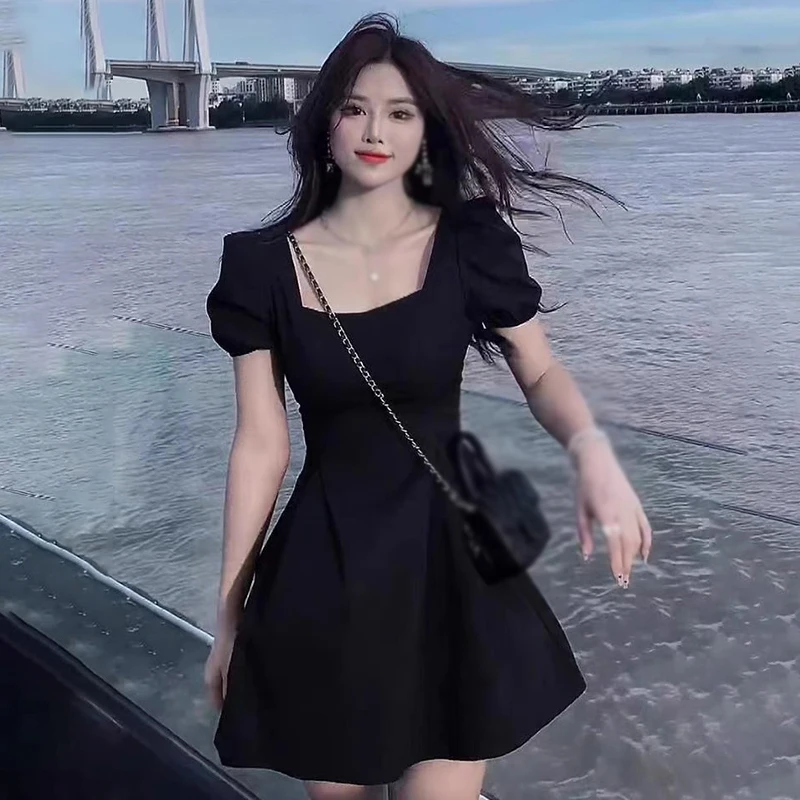 Women's Sweet Dress Puff Short Sleeve Slim Sweet Fashion Versatile Dress Korean Version Solid Color Summer Square Neck
Women's Sweet Dress Puff Short Sleeve Slim Sweet Fashion Versatile Dress Korean Version Solid Color Summer Square Neck