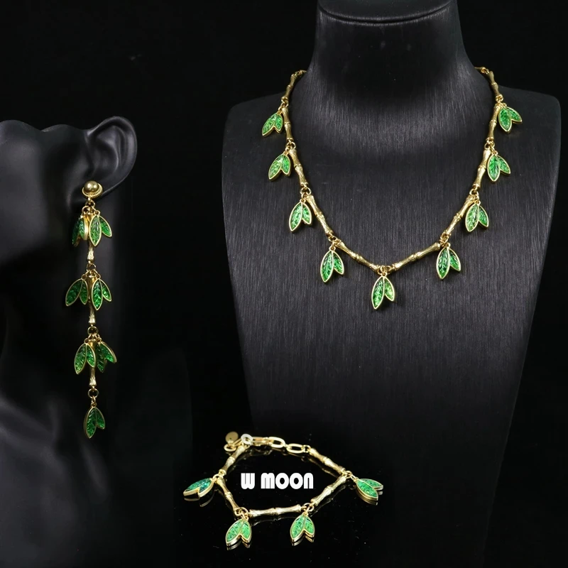 French Vintage Bamboo Long Earrings Necklace Bracelet Set Green Leaves Pendant Party Birthday Gifts Elegance Jewelry Sets Woman
French Vintage Bamboo Long Earrings Necklace Bracelet Set Green Leaves Pendant Party Birthday Gifts Elegance Jewelry Sets Woman