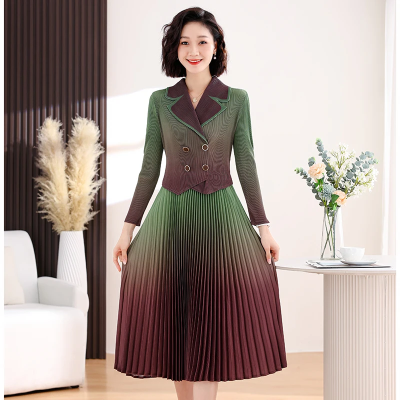 SANZAI Pleated Dress 2024 Spring New Suit Collar High end Elegance Waist Gradient Fake Two piece Pleated Dress for Women
SANZAI Pleated Dress 2024 Spring New Suit Collar High end Elegance Waist Gradient Fake Two piece Pleated Dress for Women