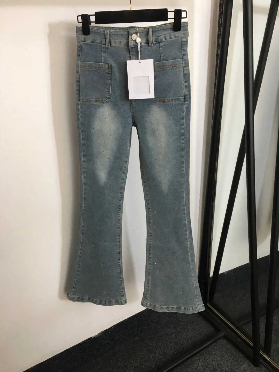 Hot New Women Rhinestones Luxury Letters Long Style Jeans Street Fashion Pants Clothing Commuting Casual Designer Brand Trousers
Hot New Women Rhinestones Luxury Letters Long Style Jeans Street Fashion Pants Clothing Commuting Casual Designer Brand Trousers