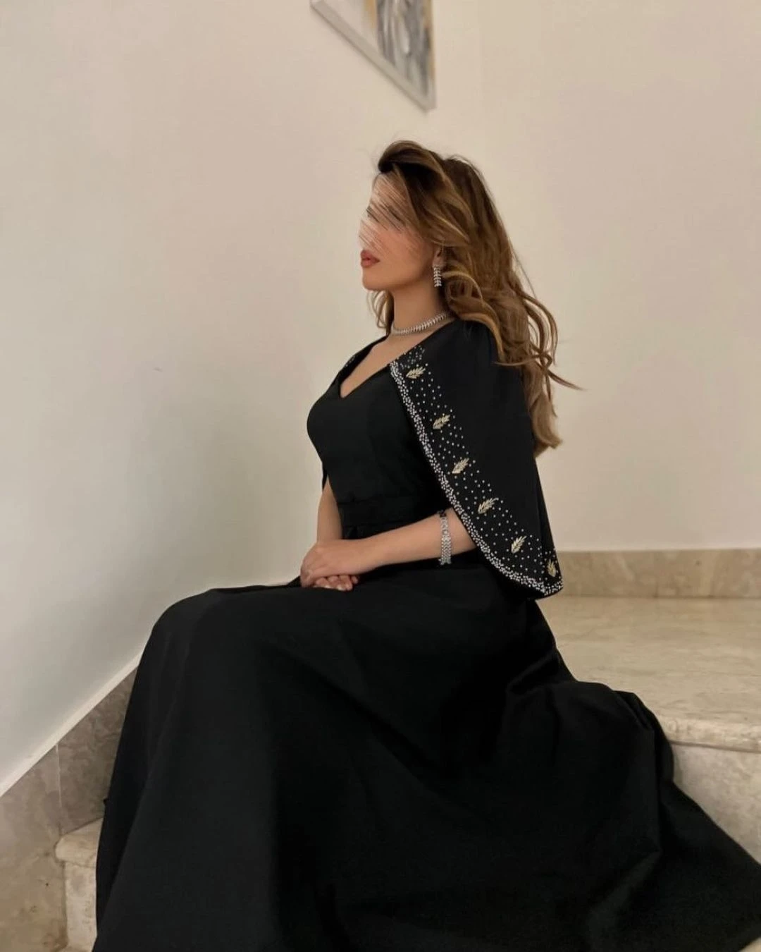 Saudi Arabia Women's Prom Dresses Black V Neck Floor Length Beadings Formal Occasion Dress Temperament Evening Dress
Saudi Arabia Women's Prom Dresses Black V Neck Floor Length Beadings Formal Occasion Dress Temperament Evening Dress