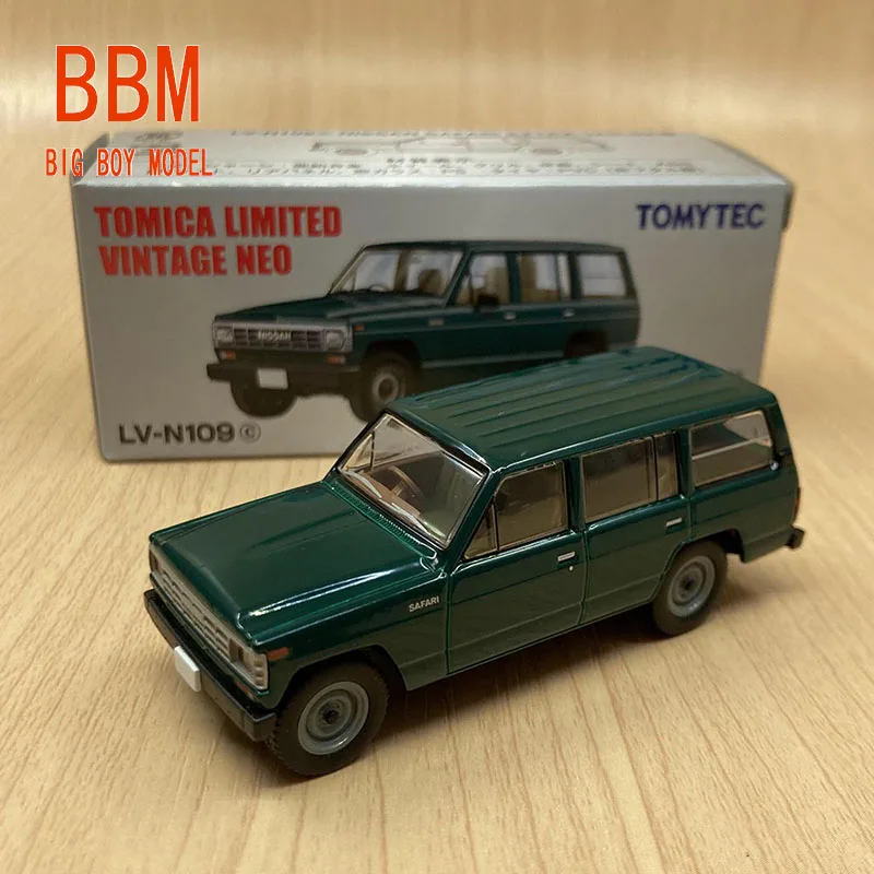 Diecast 1/64 Scale LV-N109C Nissan Patrol Car Model Alloy Vehicle Toys for Children Gifts for Boys Static Display Collection
Diecast 1/64 Scale LV-N109C Nissan Patrol Car Model Alloy Vehicle Toys for Children Gifts for Boys Static Display Collection