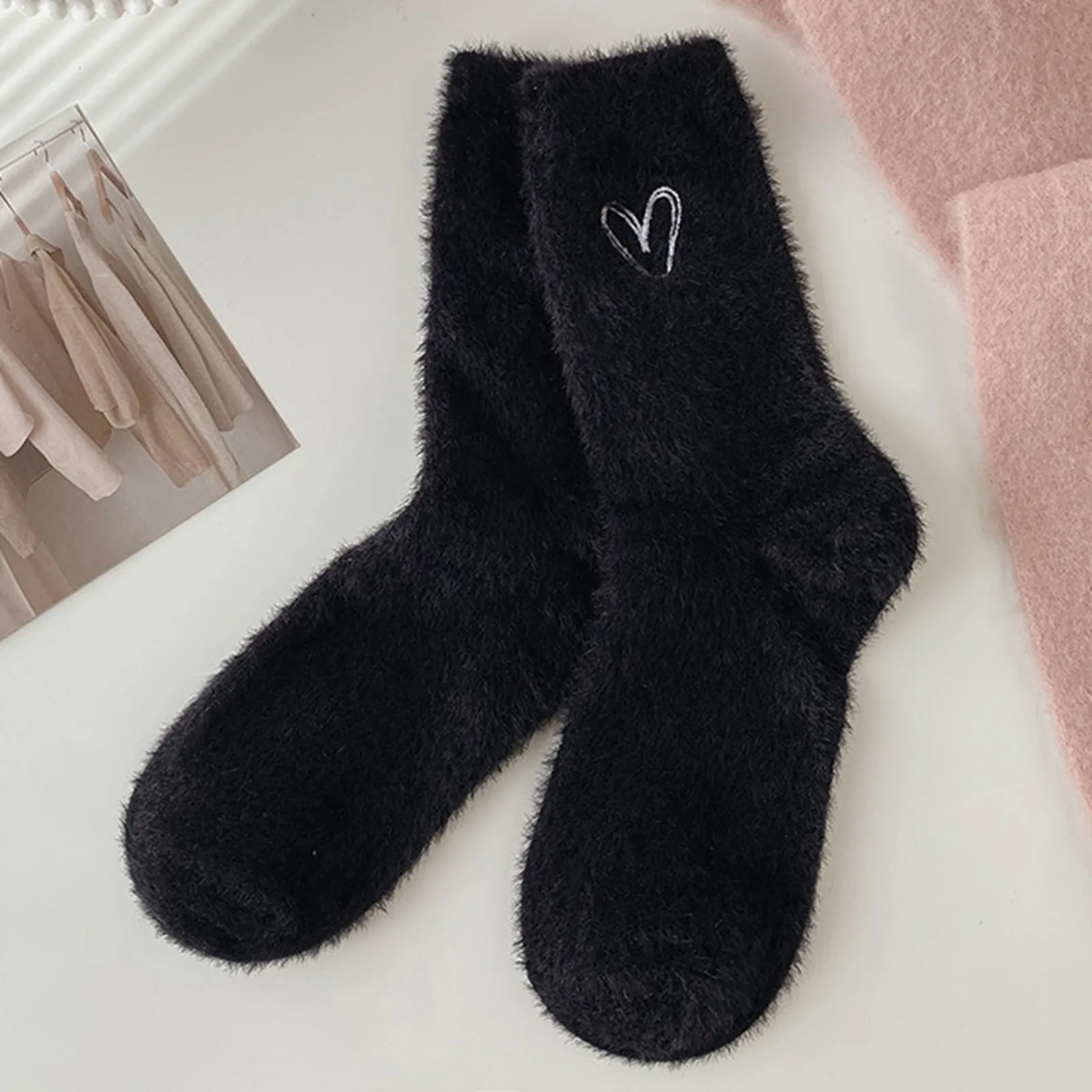 

Women's Autumn And Winter Mid Calf Thickened Warm Mink Velvet Pile Socks Solid Color Love Embroidered h Home Floor Socks