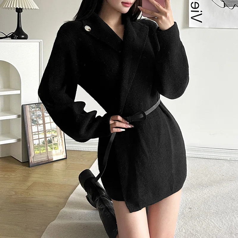 

New Goth Designed Retro Black Women Coat Long Sleeve Cardigan V-neck Slim Gothic Style Western Lady Coat With Belt Winter 2023