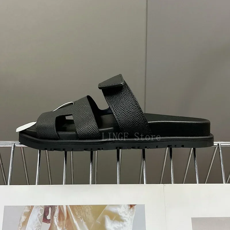2024 New Studiole Flat Bottom Flip-flops with Thick Soles H Slippers Soft Soles Soft Surface with Thick Soles Shoes for Women
2024 New Studiole Flat Bottom Flip-flops with Thick Soles H Slippers Soft Soles Soft Surface with Thick Soles Shoes for Women