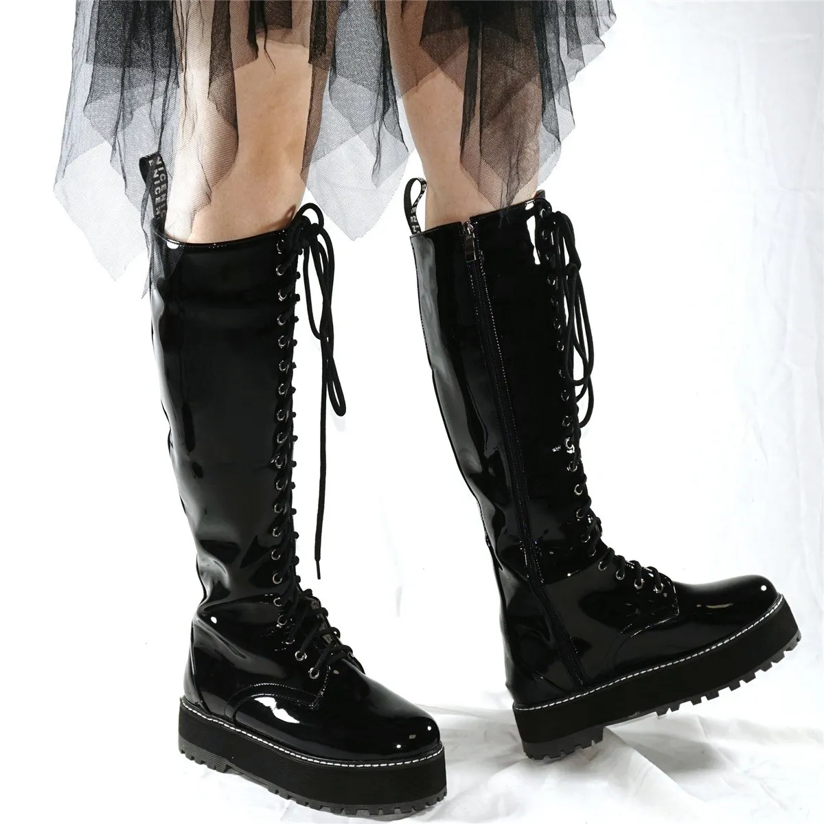 Chunky Platform Pumps Shoes Women Lace Up Patent Leather Knee High Motorcycle Boots Female Thigh High Winter Warm Casual Shoes
Chunky Platform Pumps Shoes Women Lace Up Patent Leather Knee High Motorcycle Boots Female Thigh High Winter Warm Casual Shoes