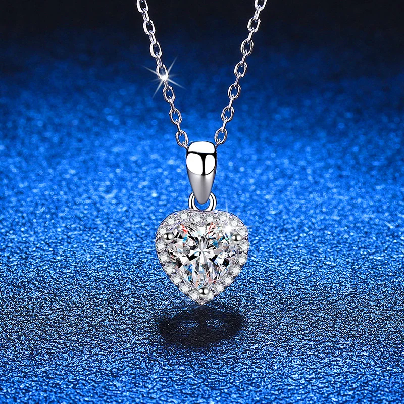 

Women Delicate Sparkling Heart 1CT Moissanite Pendant Necklace 925 Sterling Silver Lab Diamond Fine Jewelry Wholesale