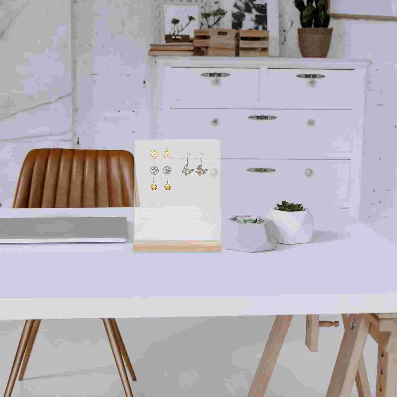 Display Shelf Acrylic Earring Holder Studs Stand For Selling Wooden Seat Jewelry Organizer Earrings Stands
Display Shelf Acrylic Earring Holder Studs Stand For Selling Wooden Seat Jewelry Organizer Earrings Stands