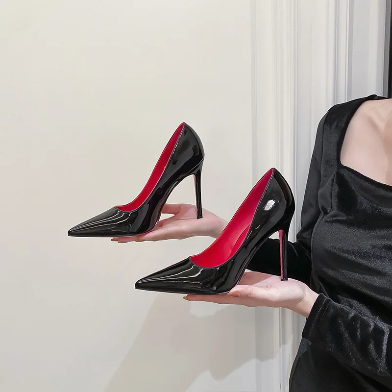 

Women Red Sole Pumps 2023 New Sexy Bottom Pointed Toe Black Thin High Heel Shoes 8cm 10cm 6cm Shallow Sexy Wedding Heels Shoe