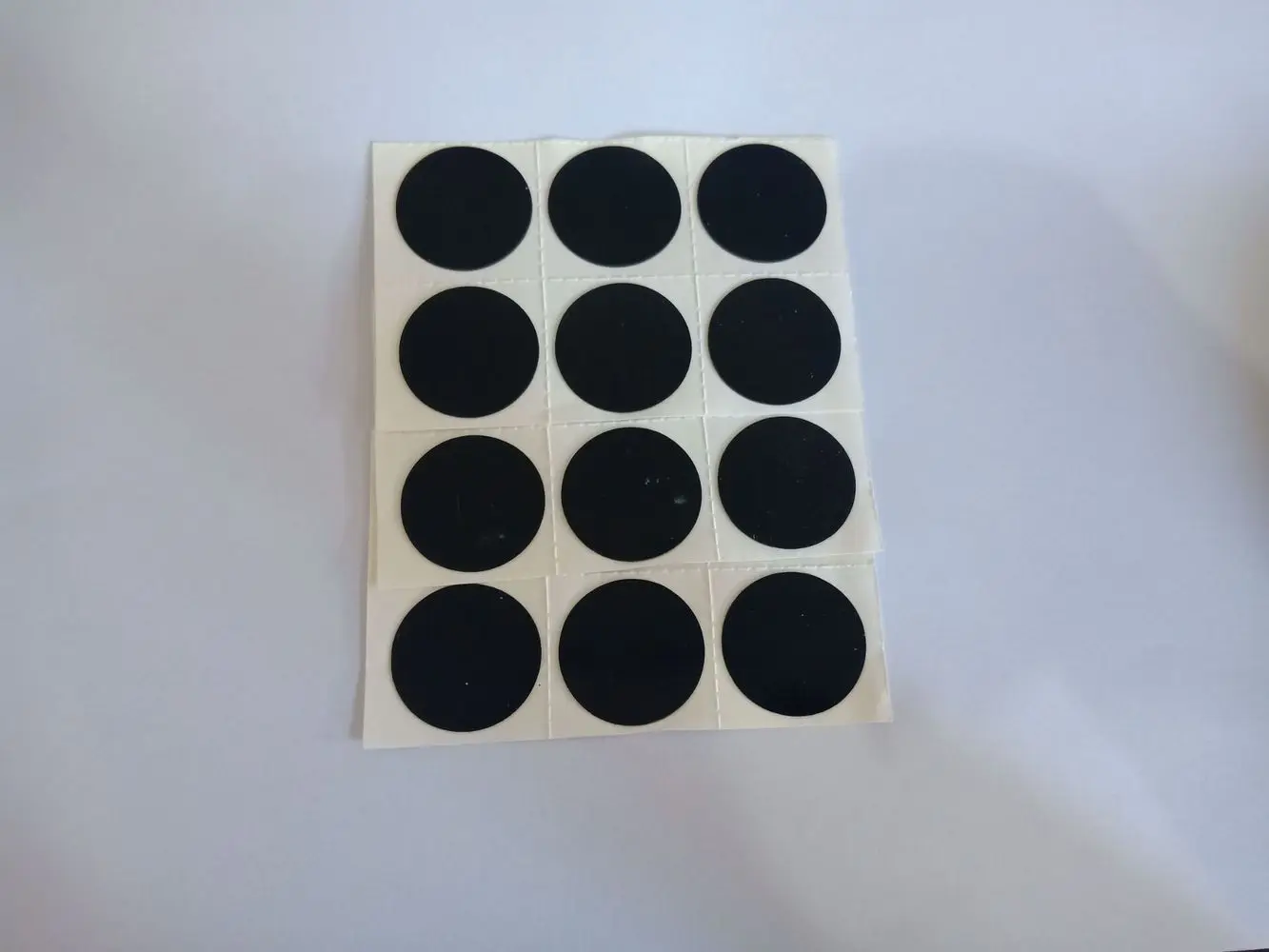 6Pcs Bicycle Tire Repair Patch 25mm Round Glue-free Tire Repair Bike Tool Fast and Portable for Cycling MTB Moto Road Mountain
6Pcs Bicycle Tire Repair Patch 25mm Round Glue-free Tire Repair Bike Tool Fast and Portable for Cycling MTB Moto Road Mountain