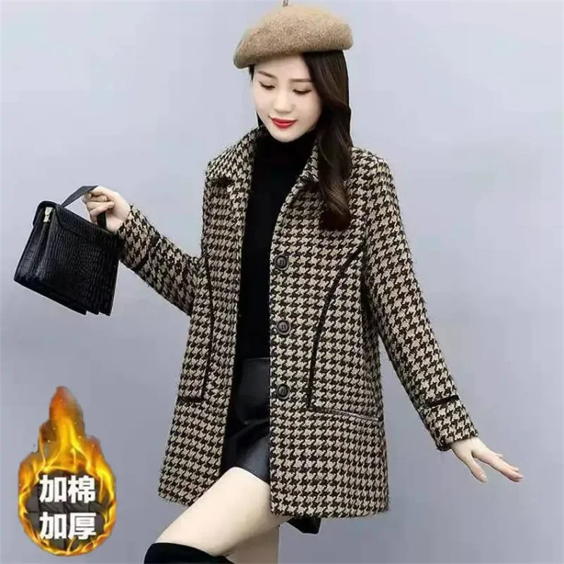

Middle Aged Elderly Women's Wool Blend Jacket Autumn Winter Thicken Warm Plaid Outerwear Mother Fashion All-match Coat 4XL
