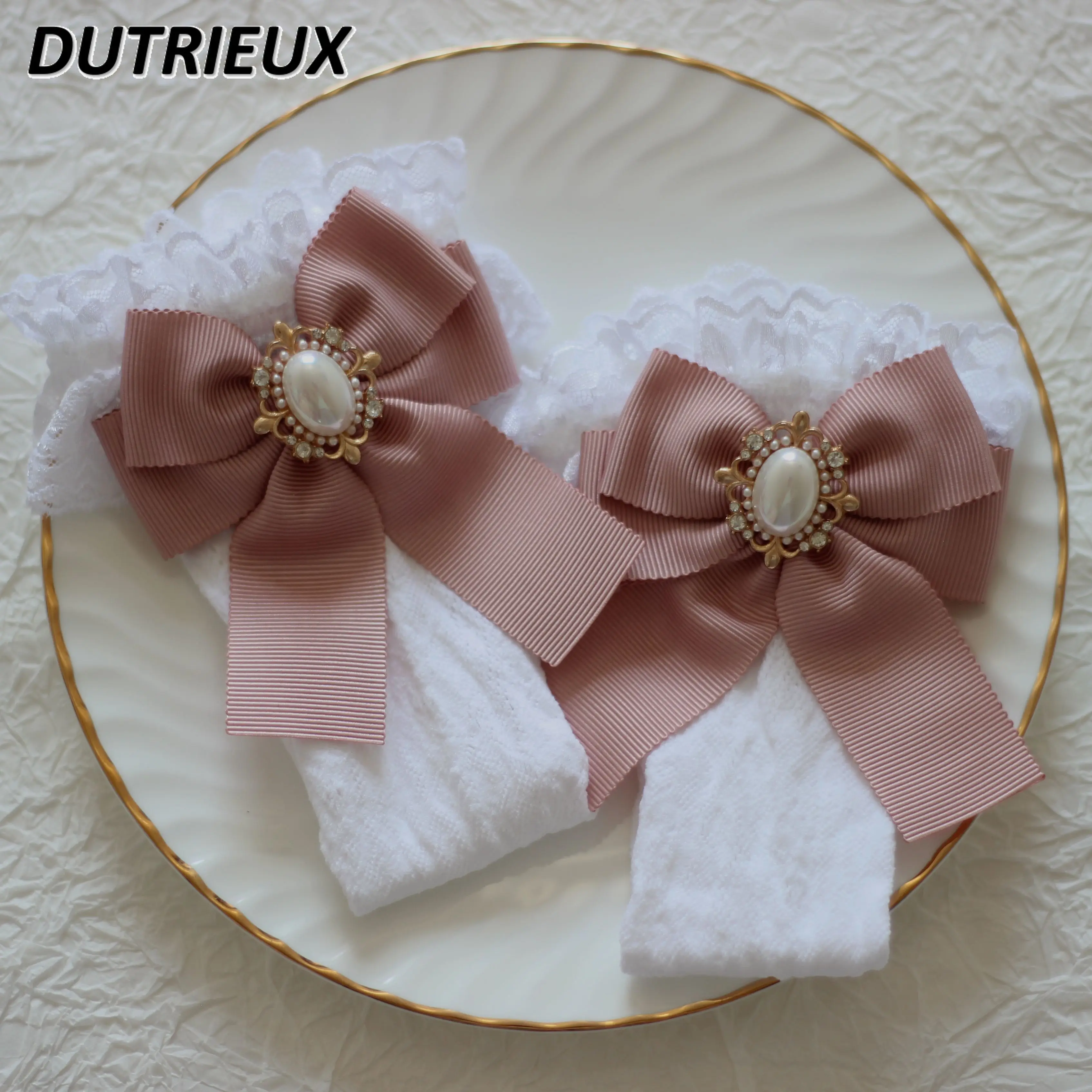 Handmade French Vintage Pearl Lace Japanese Lolita Socks Spring and Autumn New Sweet Cute Girl White Black Mid-Calf Length Socks
Handmade French Vintage Pearl Lace Japanese Lolita Socks Spring and Autumn New Sweet Cute Girl White Black Mid-Calf Length Socks