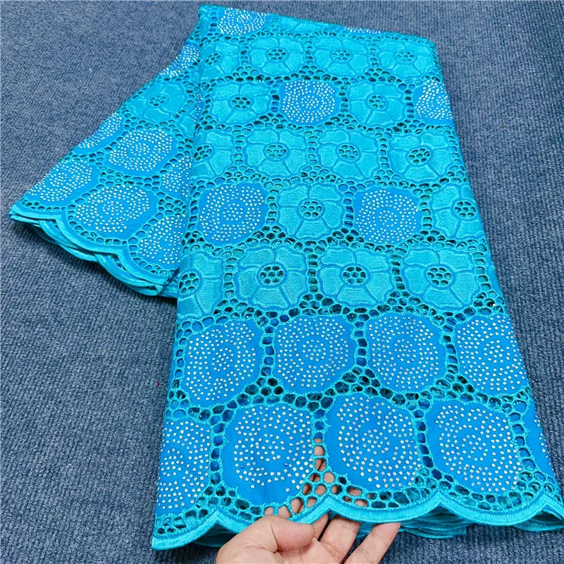 5 Yard Swiss Voile Lace Fabric Latest Heavy Beaded Embroidery African 100% Cotton Popular Dubai Style For Party Cloth Material K
5 Yard Swiss Voile Lace Fabric Latest Heavy Beaded Embroidery African 100% Cotton Popular Dubai Style For Party Cloth Material K
